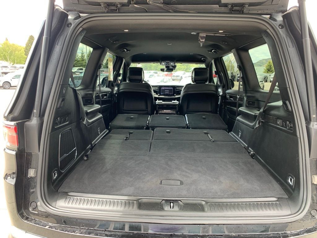 2022 Jeep Wagoneer Series II