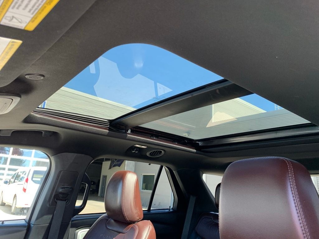 2021 Ford Explorer Platinum