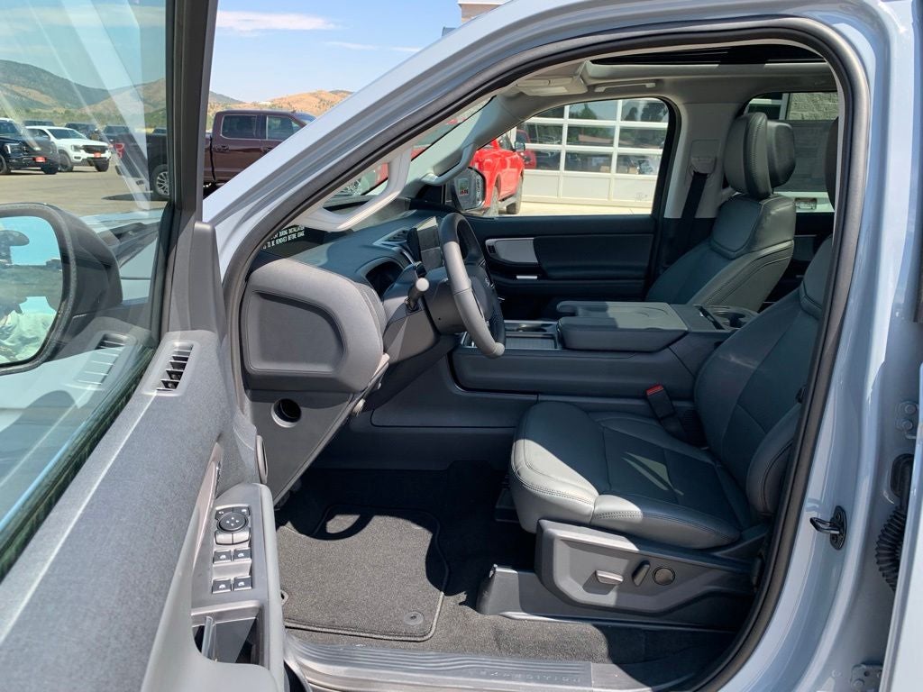 2027 Ford Expedition Active