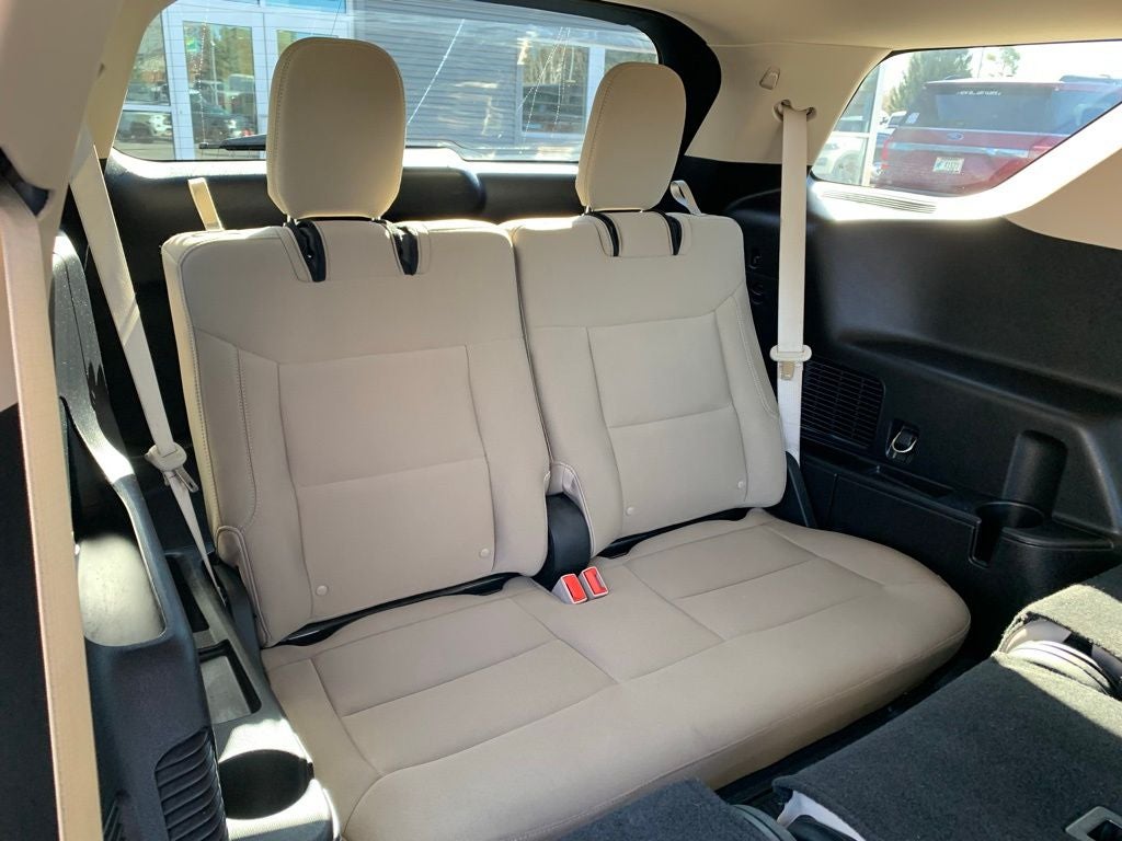 2021 Ford Explorer Base