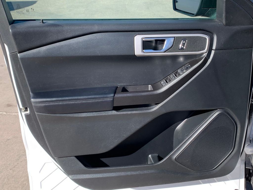 2021 Ford Explorer Base