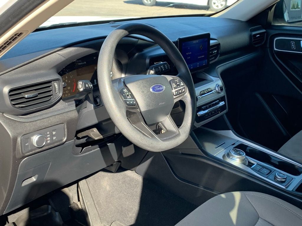 2021 Ford Explorer Base