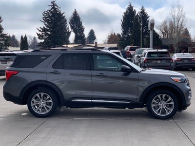 2023 Ford Explorer XLT