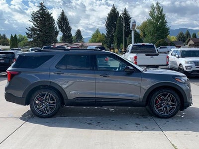 2025 Ford Explorer ST