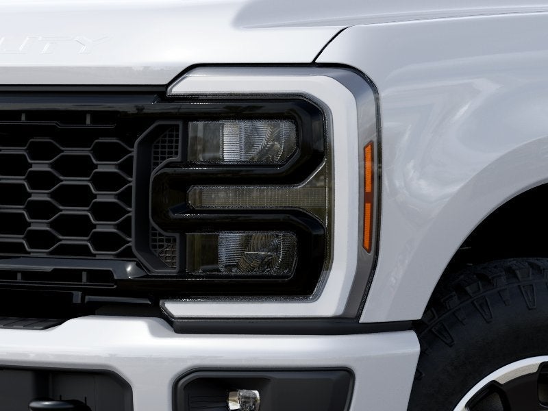 2027 Ford F-350SD XLT