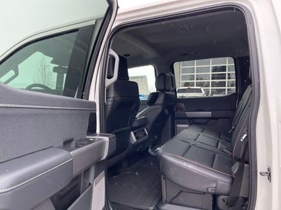 2025 Ford F-350SD Lariat