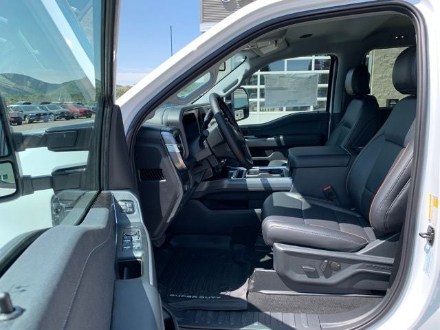 2025 Ford F-350SD Lariat