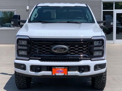 2025 Ford F-350SD Lariat