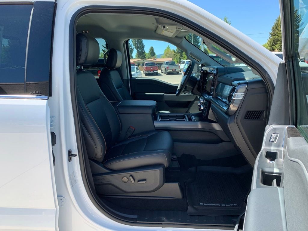 2026 Ford F-350SD Lariat