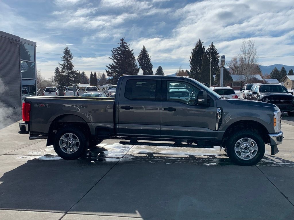 2026 Ford F-350SD XLT