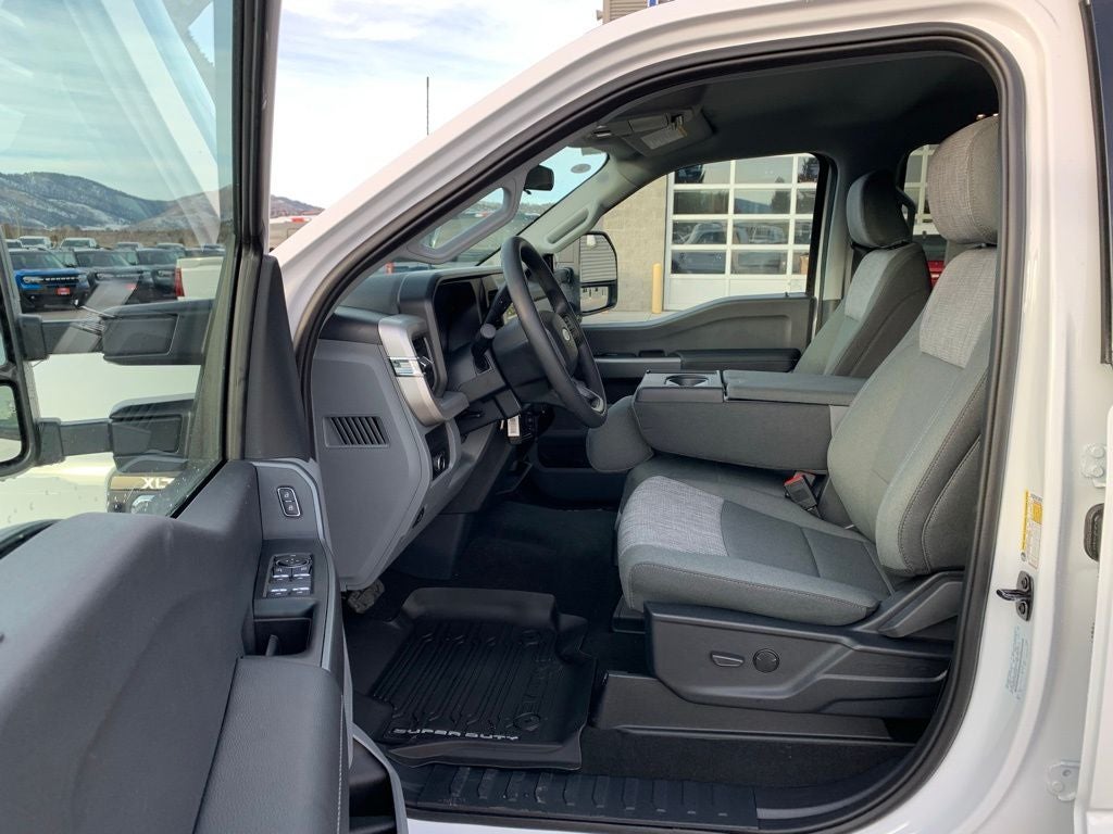 2026 Ford F-350SD XLT