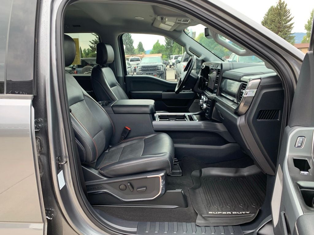 2024 Ford F-350SD Lariat