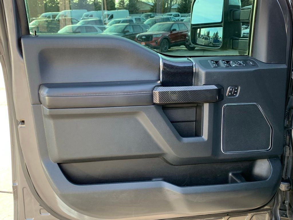 2022 Ford F-350SD Platinum