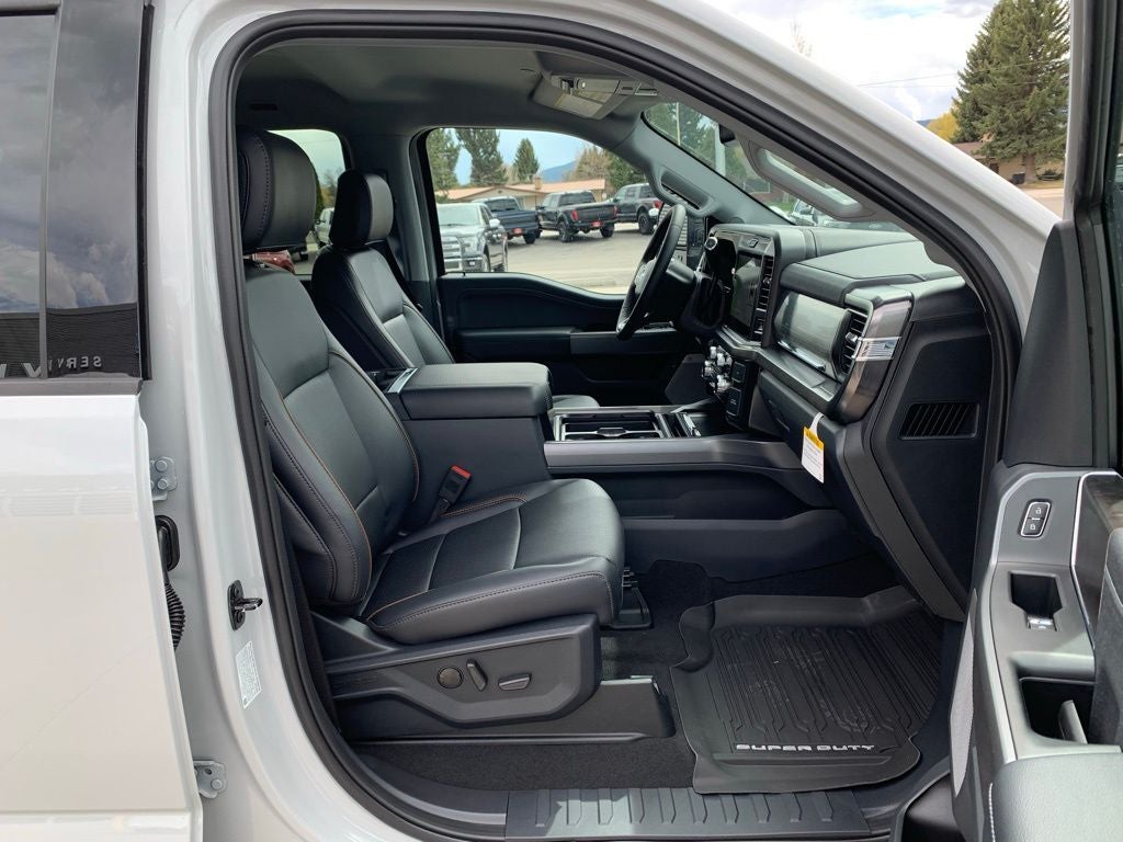 2026 Ford F-350SD Lariat