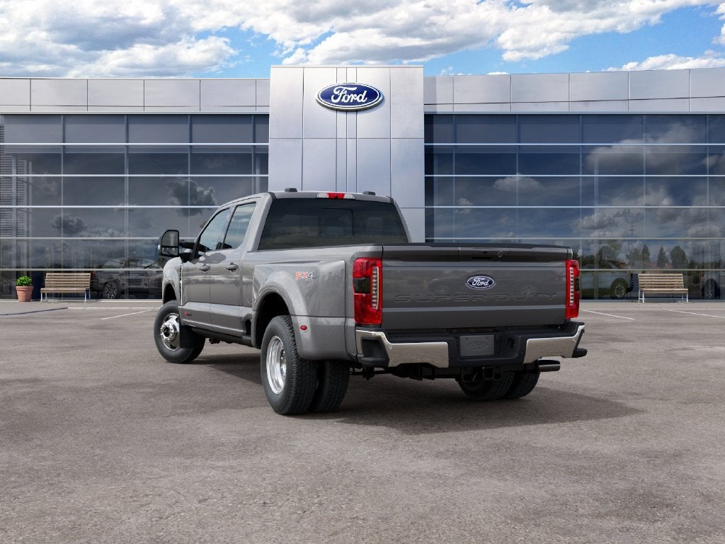 2027 Ford F-350SD Lariat DRW