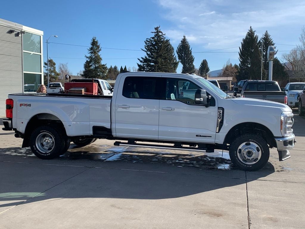 2024 Ford F-350SD Lariat DRW
