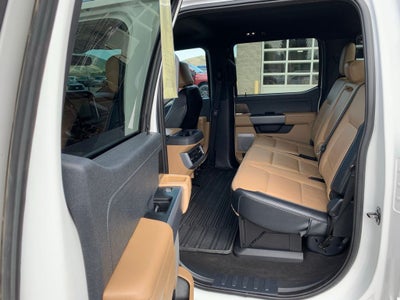 2024 Ford F-350SD Lariat DRW
