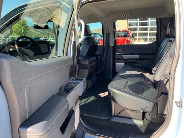 2023 Ford F-450SD Lariat DRW