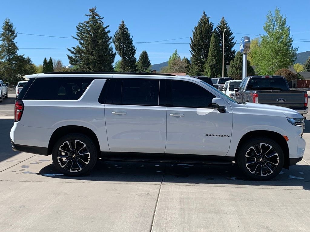 2022 Chevrolet Suburban RST