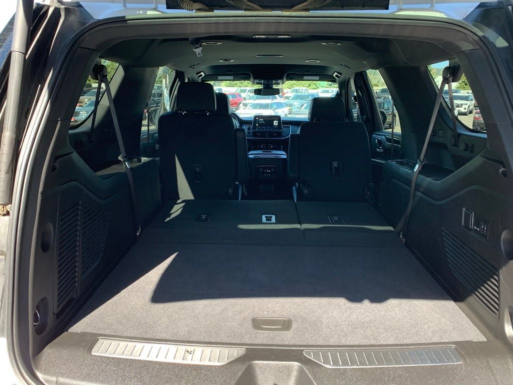 2022 Chevrolet Suburban RST
