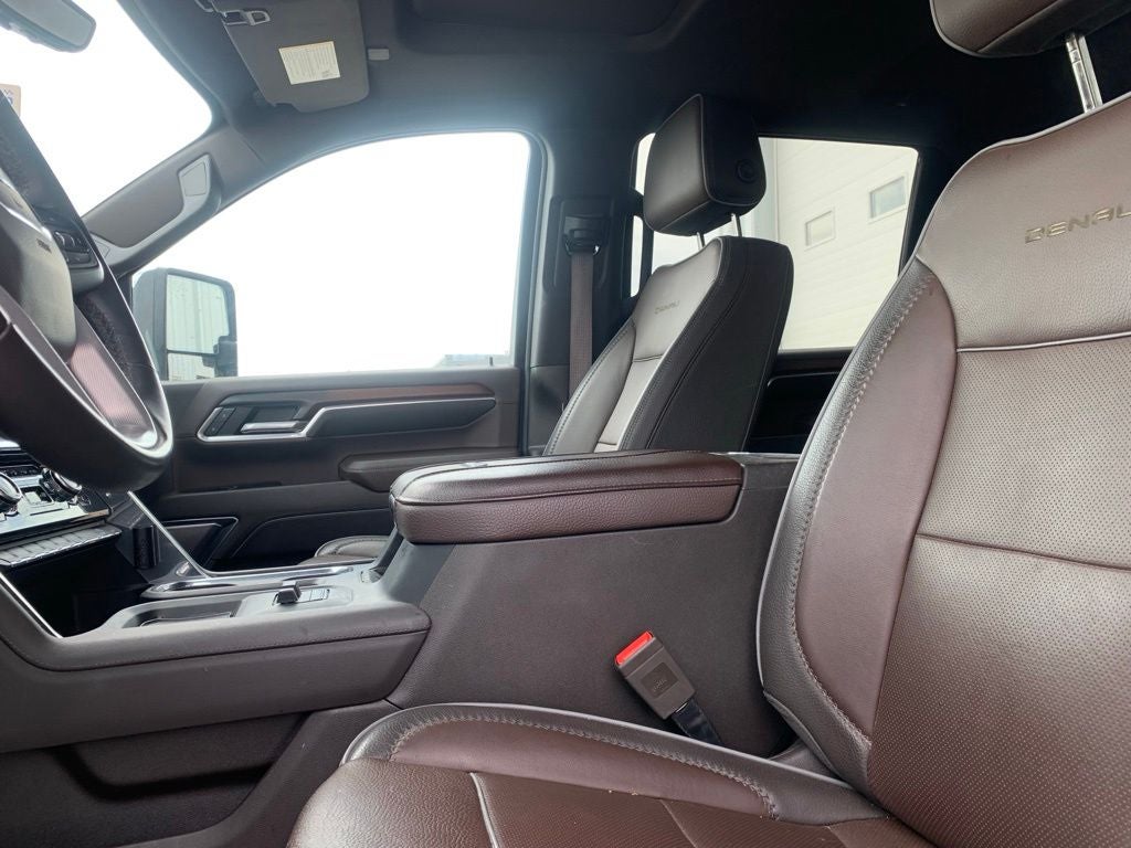 2024 GMC Sierra 2500HD Denali
