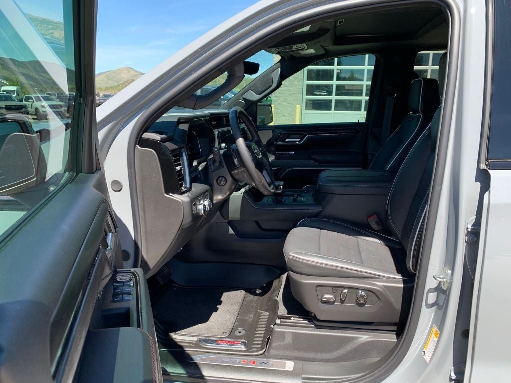 2024 GMC Sierra 1500 AT4X