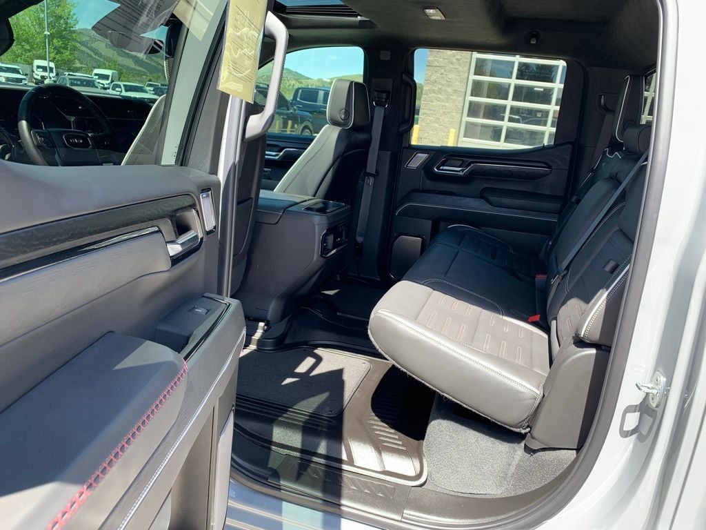 2024 GMC Sierra 1500 AT4X