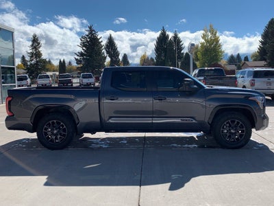 2025 Toyota Tundra Hybrid Platinum